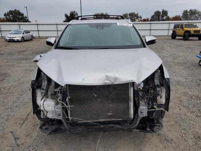 Photo 5 from auction – 2019 TOYOTA HIGHLANDER with VIN 5TDKZRFH0KS573593