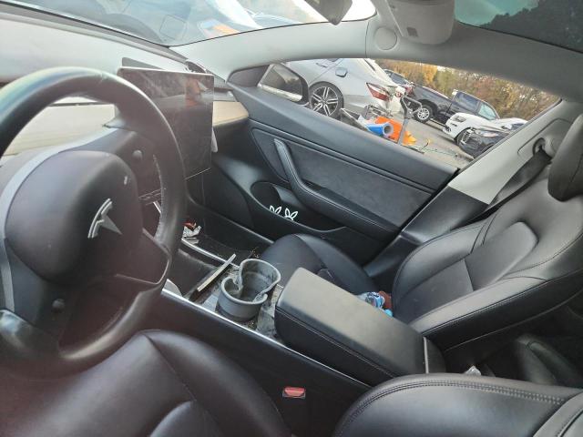 Photo 9 from auction – 2019 TESLA MODEL 3 with VIN 5YJ3E1EB5KF386403