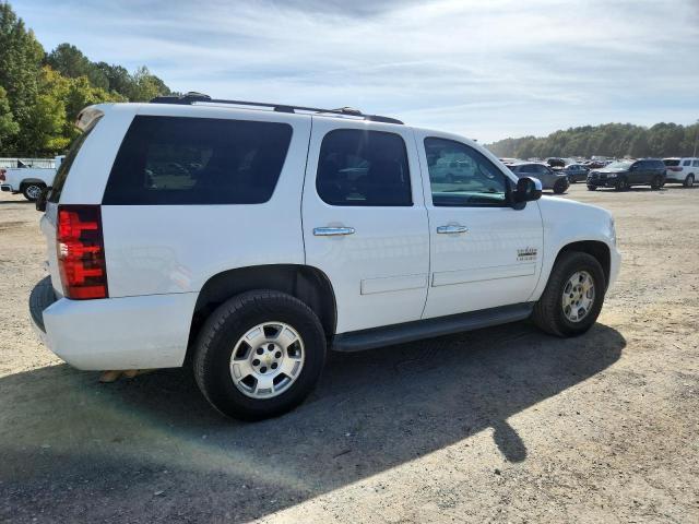 Photo 3 from auction – 2013 CHEVROLET TAHOE C150 with VIN 1GNSCAE01DR165322