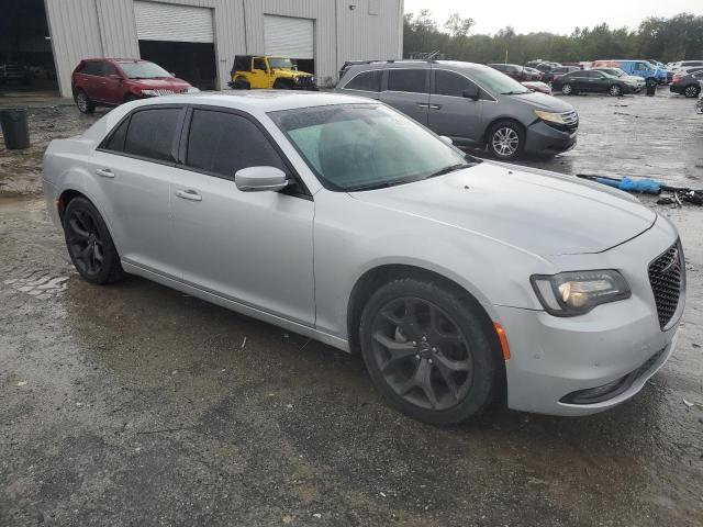 Photo 4 from auction – 2022 CHRYSLER 300 S with VIN 2C3CCABG3NH268293
