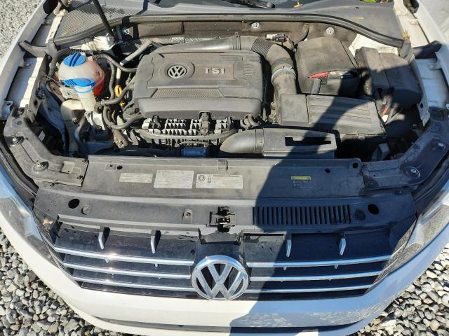 Photo 11 from auction – 2015 VOLKSWAGEN PASSAT SE with VIN 1VWBS7A34FC020440