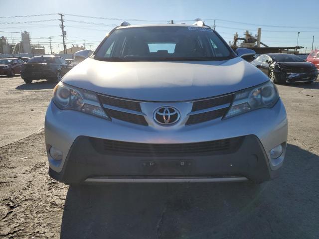 Photo 5 from auction – 2015 TOYOTA RAV4 XLE with VIN 2T3WFREV8FW175697