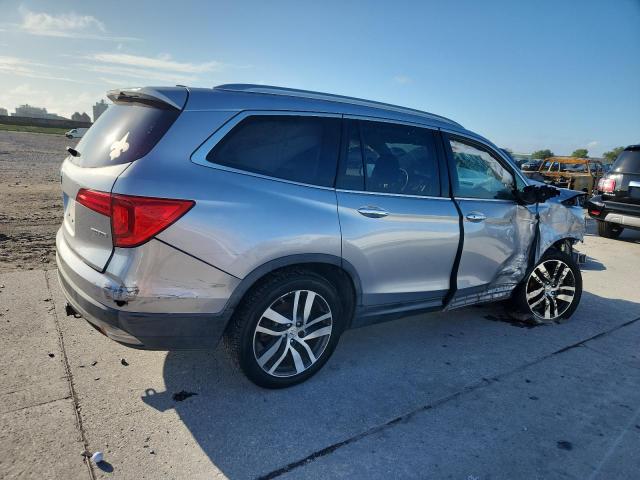 Photo 3 from auction – 2016 HONDA PILOT TOUR with VIN 5FNYF5H98GB002964