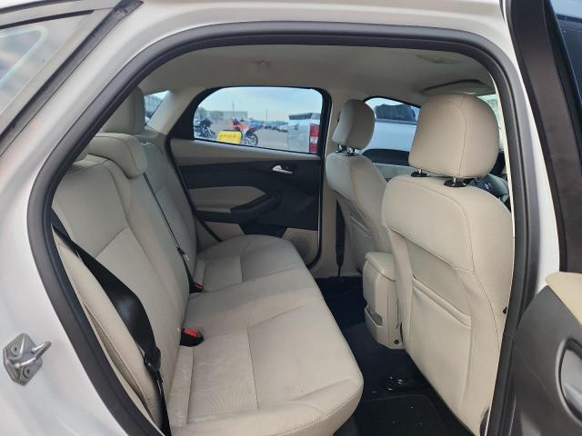 Photo 10 from auction – 2017 FORD FOCUS SE with VIN 1FADP3FE3HL329213