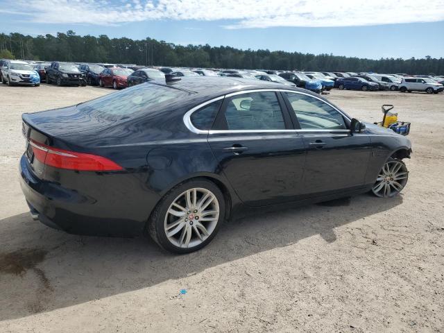 Photo 3 from auction – 2016 JAGUAR XF with VIN SAJBE4BV1GCY13495