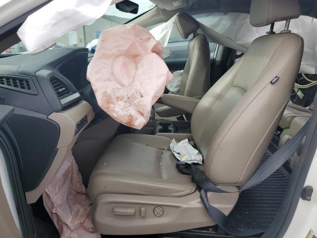 Photo 7 from auction – 2018 HONDA ODYSSEY TO with VIN 5FNRL6H87JB035147