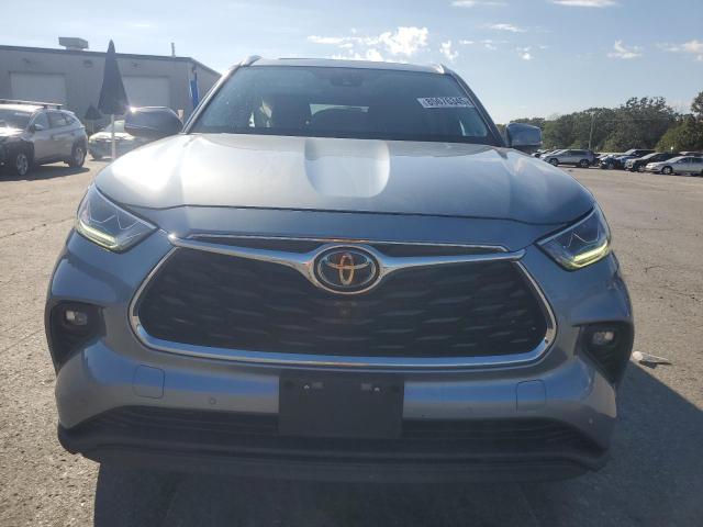 Photo 5 from auction – 2020 TOYOTA HIGHLANDER with VIN 5TDDZRBH3LS053680