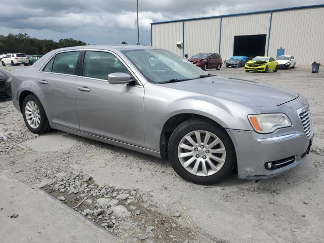 Photo 4 from auction – 2013 CHRYSLER 300 with VIN 2C3CCAAG1DH723027