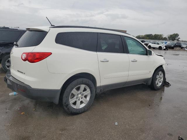 Photo 3 from auction – 2011 CHEVROLET TRAVERSE L with VIN 1GNKRGED7BJ395060