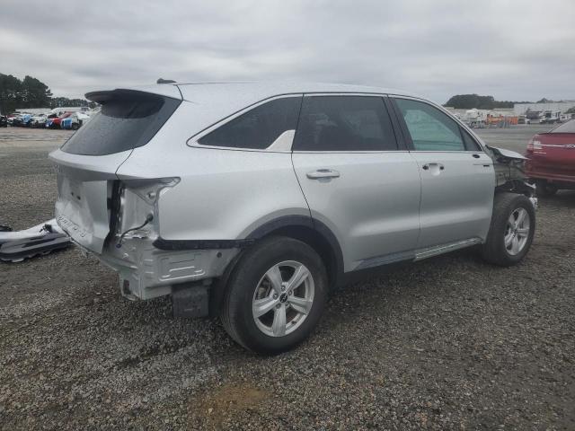 Photo 3 from auction – 2022 KIA SORENTO with VIN 5XYRG4LC9NG077967