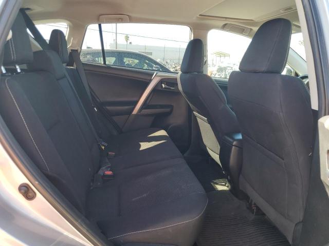 Photo 11 from auction – 2018 TOYOTA RAV4 with VIN 2T3WFREV6JW473187