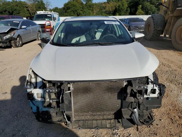 Photo 5 from auction – 2018 HONDA CIVIC EX with VIN 19XFC2F79JE020242