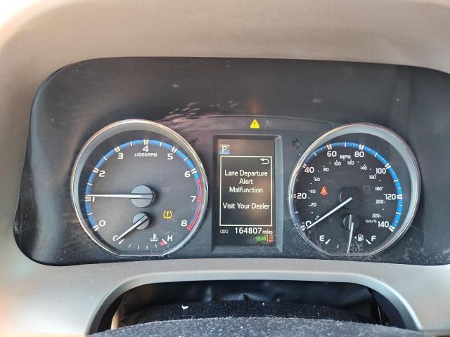 Photo 9 from auction – 2018 TOYOTA RAV4 LIMIT with VIN 2T3YFREV9JW421352