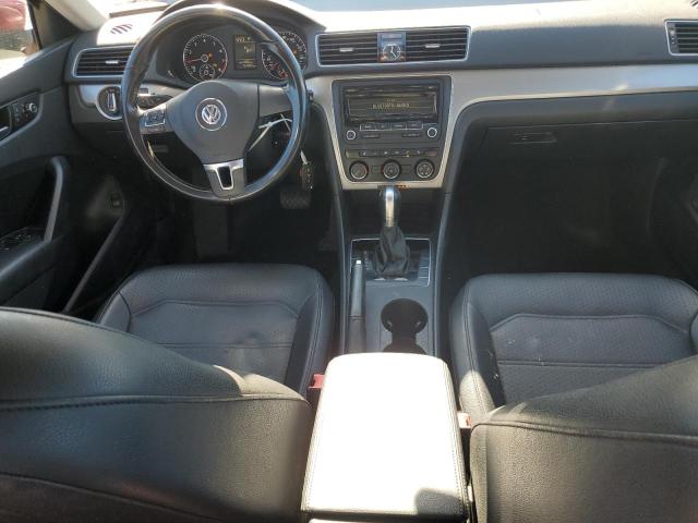 Photo 8 from auction – 2015 VOLKSWAGEN PASSAT with VIN 1VWAT7A34FC075849