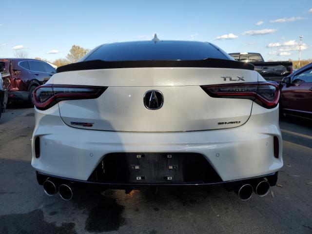 Photo 6 from auction – 2022 ACURA TLX TYPE S with VIN 19UUB7F01NA001026