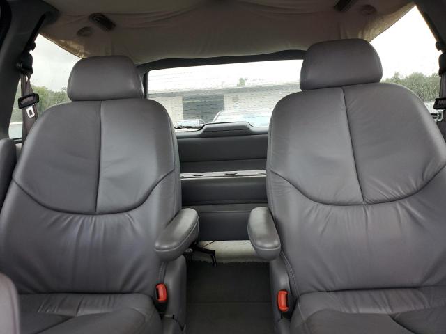 Photo 10 from auction – 2000 CHRYSLER TOWN & COU with VIN 1C4GP54L9YB643880