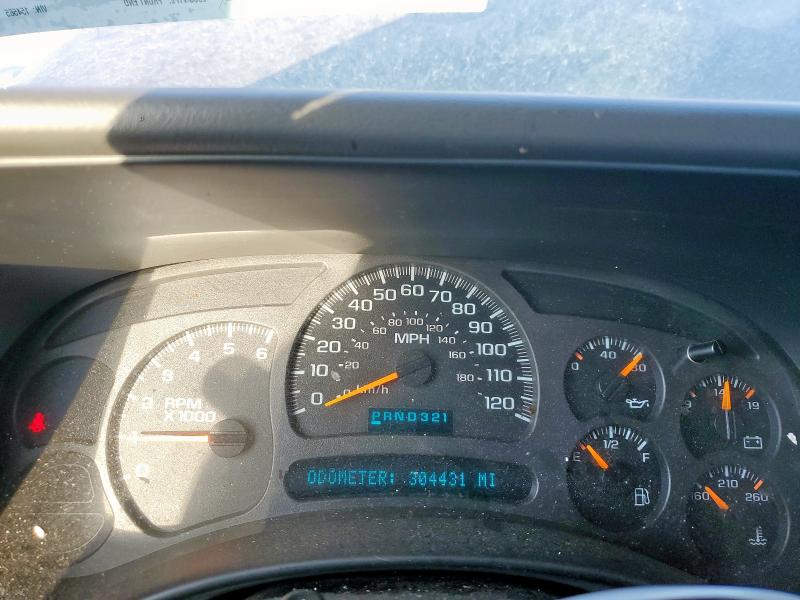 Photo 9 from auction – 2003 CHEVROLET SUBURBAN K with VIN 3GNFK16Z53G154565
