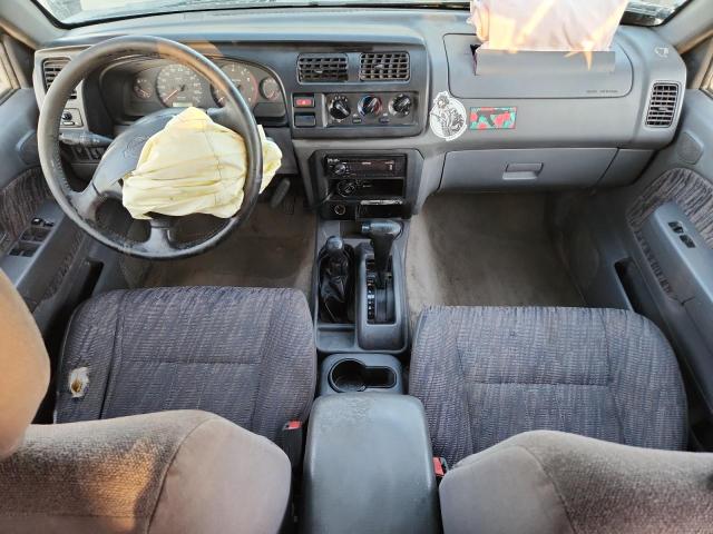 Photo 8 from auction – 2000 NISSAN FRONTIER with VIN 1N6ED27Y8YC398535