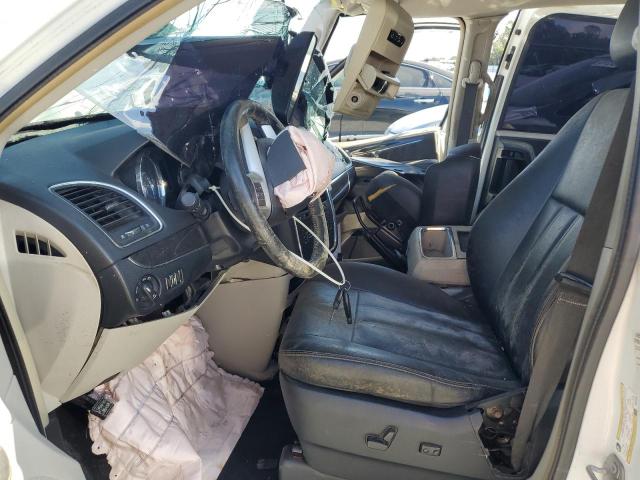 Photo 7 from auction – 2016 CHRYSLER TOWN & COU with VIN 2C4RC1BG6GR291506