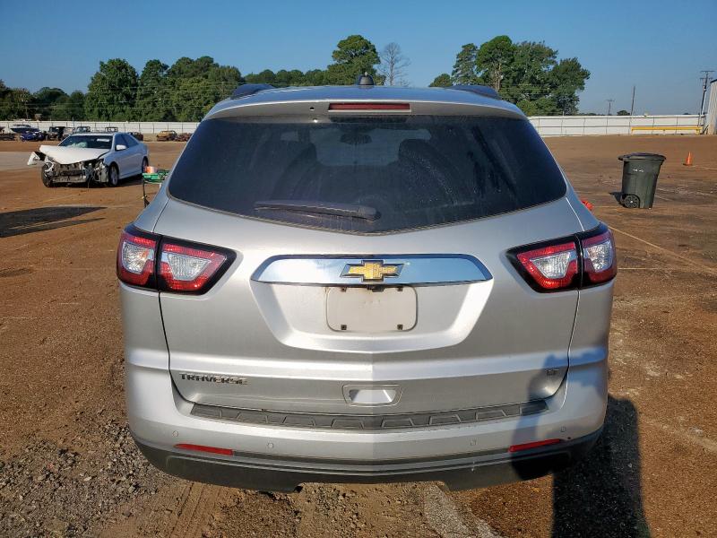Photo 6 from auction – 2017 CHEVROLET TRAVERSE L with VIN 1GNKRGKD0HJ218136