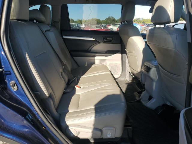 Photo 11 from auction – 2015 TOYOTA HIGHLANDER LE with VIN 5TDBKRFH9FS191699
