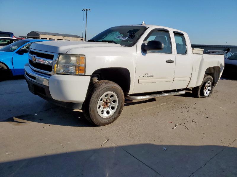 CHEVROLET SILVERADO 2011 with VIN 1GCRCREA7BZ451221 - Photo from auction