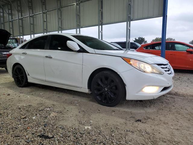 Photo 4 from auction – 2011 HYUNDAI SONATA SE with VIN 5NPEC4AC8BH242988