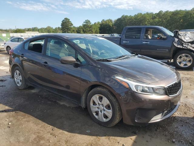 Photo 4 from auction – 2017 KIA FORTE LX with VIN 3KPFK4A70HE121587