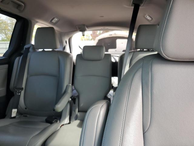 Photo 10 from auction – 2018 HONDA ODYSSEY EXL with VIN 5FNRL6H77JB016833
