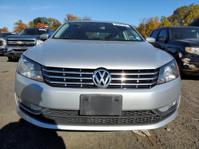 Photo 5 from auction – 2014 VOLK PASSAT SEL with VIN 1VWCT7A34EC065720
