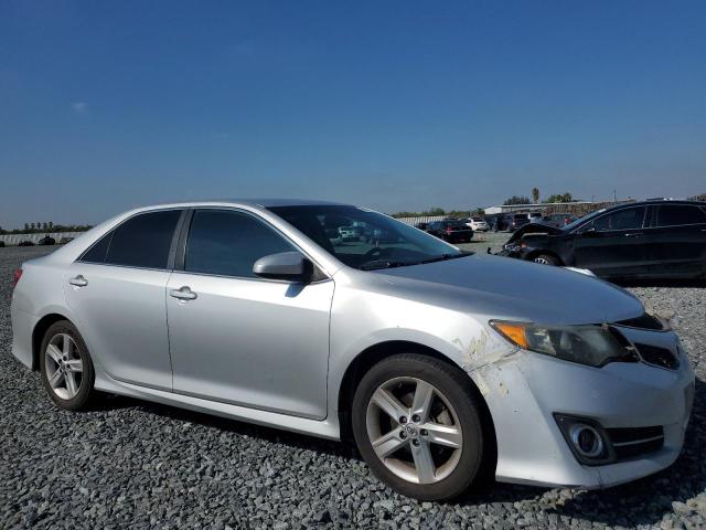 Photo 4 from auction – 2014 TOYOTA CAMRY L with VIN 4T1BF1FK3EU405903