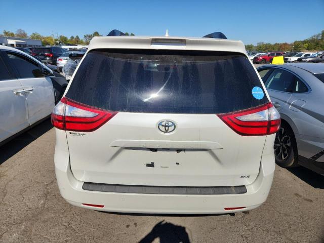 Photo 6 from auction – 2018 TOYOTA SIENNA XLE with VIN 5TDYZ3DC4JS954246