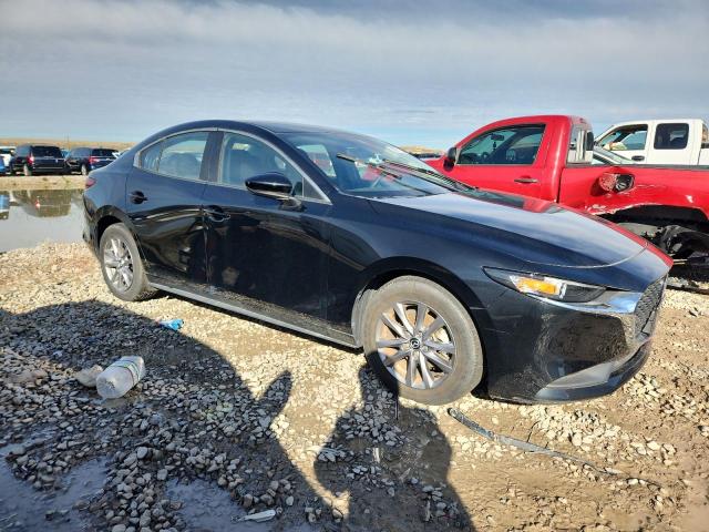 Photo 4 from auction – 2021 MAZDA 3 with VIN JM1BPAAL9M1323756