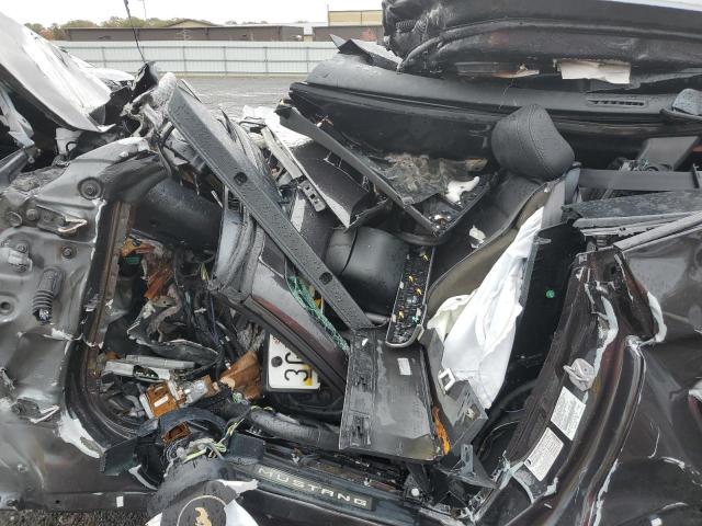 Photo 7 from auction – 2023 FORD MUSTANG with VIN 1FATP8UH2P5105309