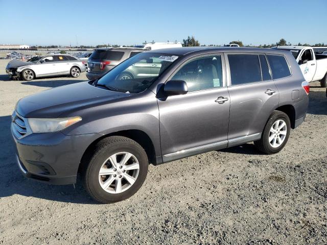 TOYOTA HIGHLANDER 2013 مع رقم تعريف المركبة 5TDZA3EH3DS038183 - صورة من المزاد