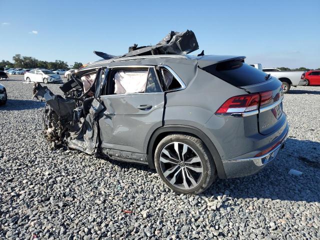 Photo 2 from auction – 2022 VOLKSWAGEN ATLAS CROS with VIN 1V2FE2CA2NC219574