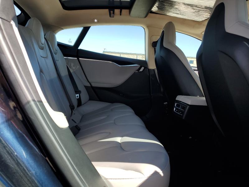 Photo 10 from auction – 2013 TESLA MODEL S with VIN 5YJSA1CN2DFP21883