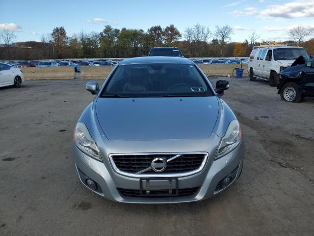 Photo 5 from auction – 2012 VOLVO C70 T5 with VIN YV1672MC8CJ130039
