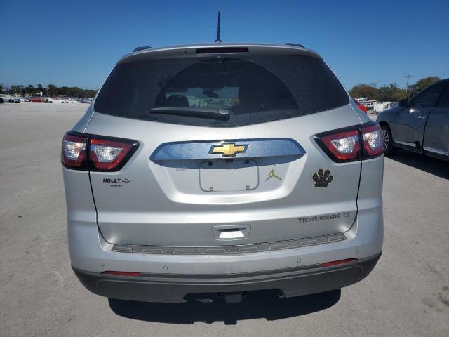 Photo 6 from auction – 2015 CHEVROLET TRAVERSE L with VIN 1GNKRHKD5FJ311141