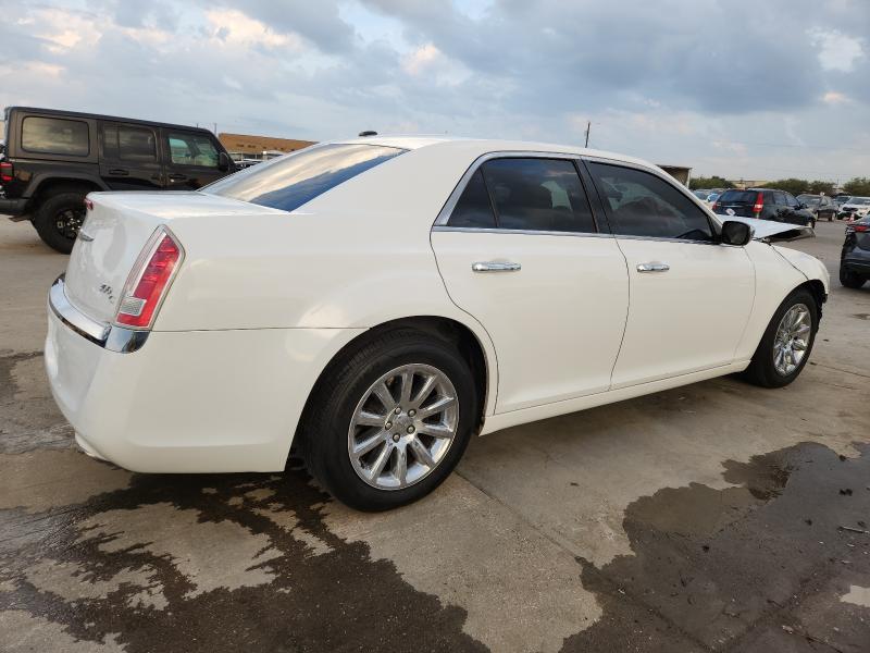 Photo 3 from auction – 2014 CHRYSLER 300C with VIN 2C3CCAEG8EH358177