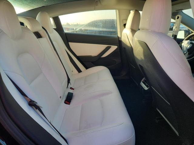 Photo 10 from auction – 2018 TESLA MODEL 3 with VIN 5YJ3E1EAXJF166437