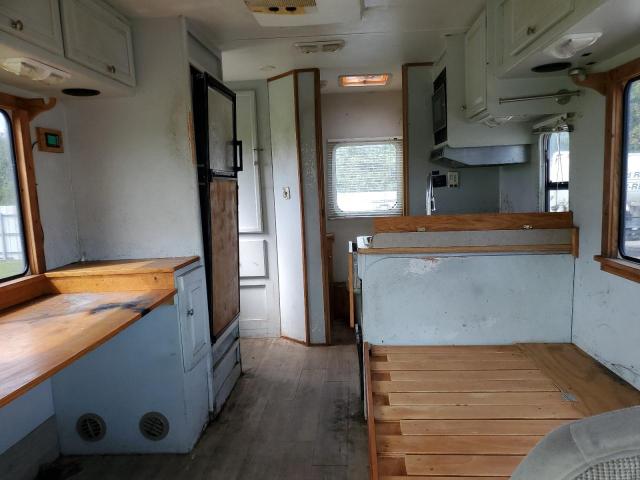 Photo 6 from auction – 2003 TRAIL KING MOTORHOME with VIN 1FDWE35L32HB07379