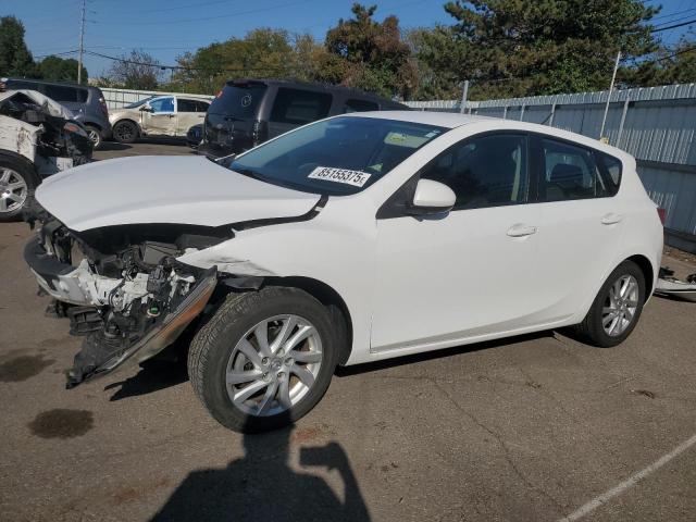MAZDA 3 I 2012 with VIN JM1BL1L72C1693859 - Photo from auction
