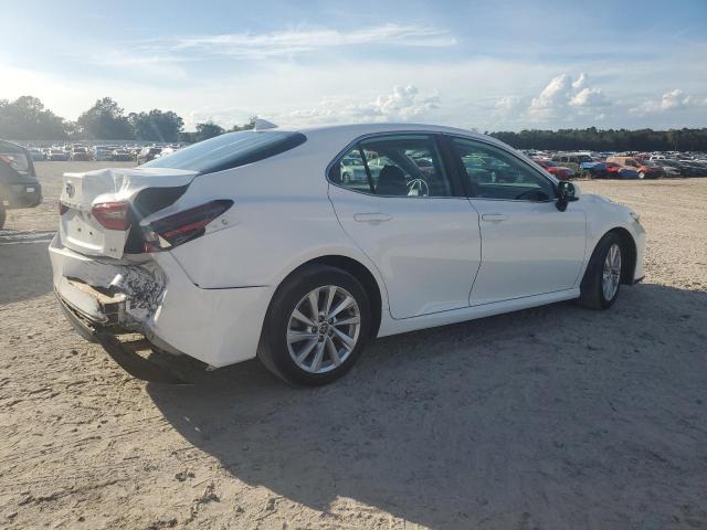 Photo 3 from auction – 2022 TOYOTA CAMRY LE with VIN 4T1C11AK2NU711212