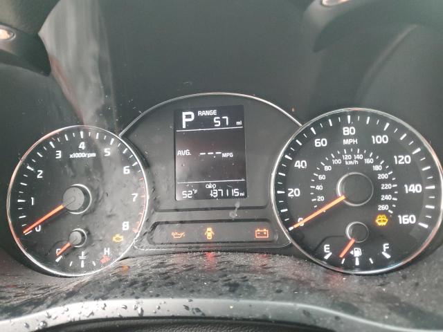 Photo 9 from auction – 2017 KIA FORTE LX with VIN 3KPFK4A71HE024169
