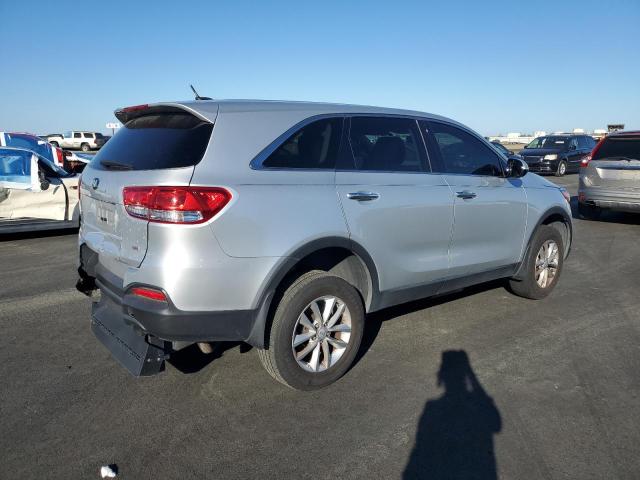 Photo 3 from auction – 2016 KIA SORENTO LX with VIN 5XYPG4A32GG077628