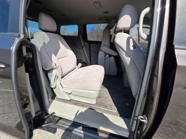 Photo 6 from auction – 2015 KIA SEDONA LX with VIN KNDMB5C12F6043483