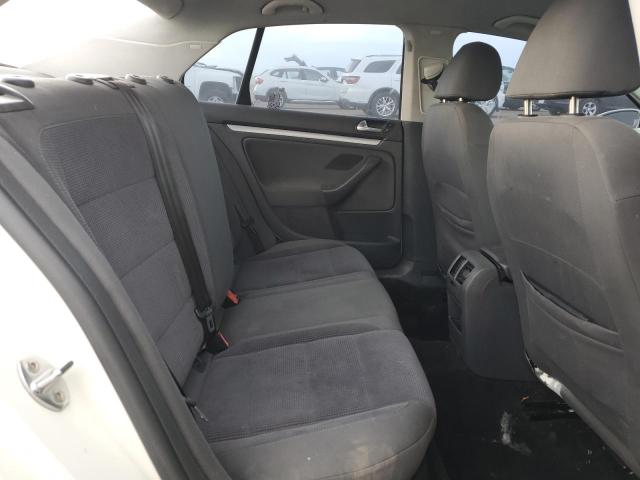 Photo 10 from auction – 2008 VOLKSWAGEN JETTA S with VIN 3VWJM71K88M010296