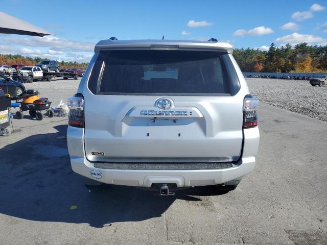Photo 6 from auction – 2020 TOYOTA 4RUNNER SR with VIN JTEBU5JR4L5796455