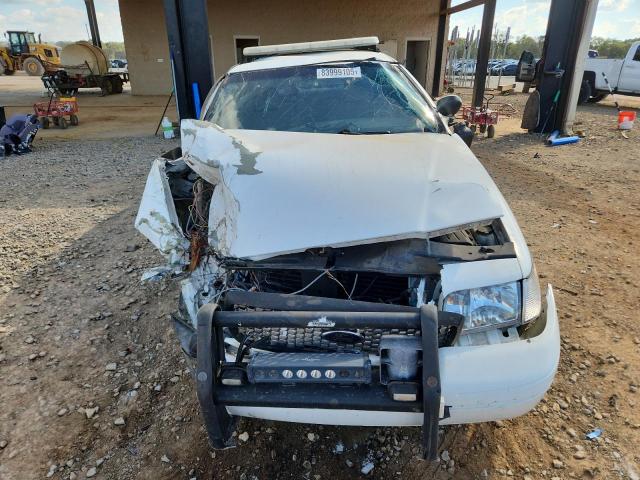 Photo 5 from auction – 2004 FORD CROWN VICT with VIN 2FAHP71W34X104120